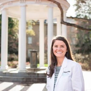 Meet your Posher, Roxie